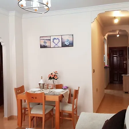 דירה Apartamento Nerja Beach *