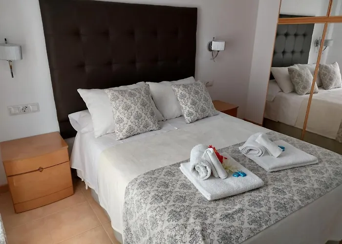 Апартаменты Apartamento Nerja Beach